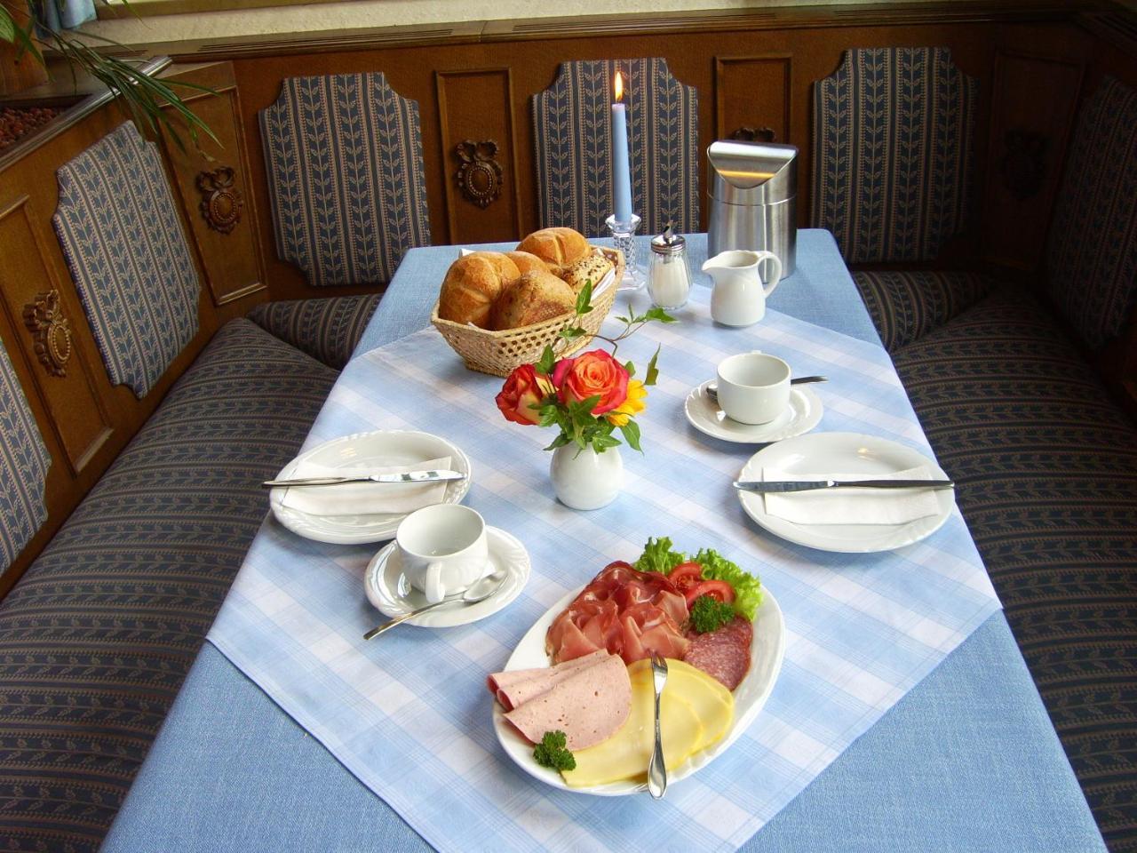 Hotel-Gasthof Zum Hirschen Durrwangen Екстериор снимка